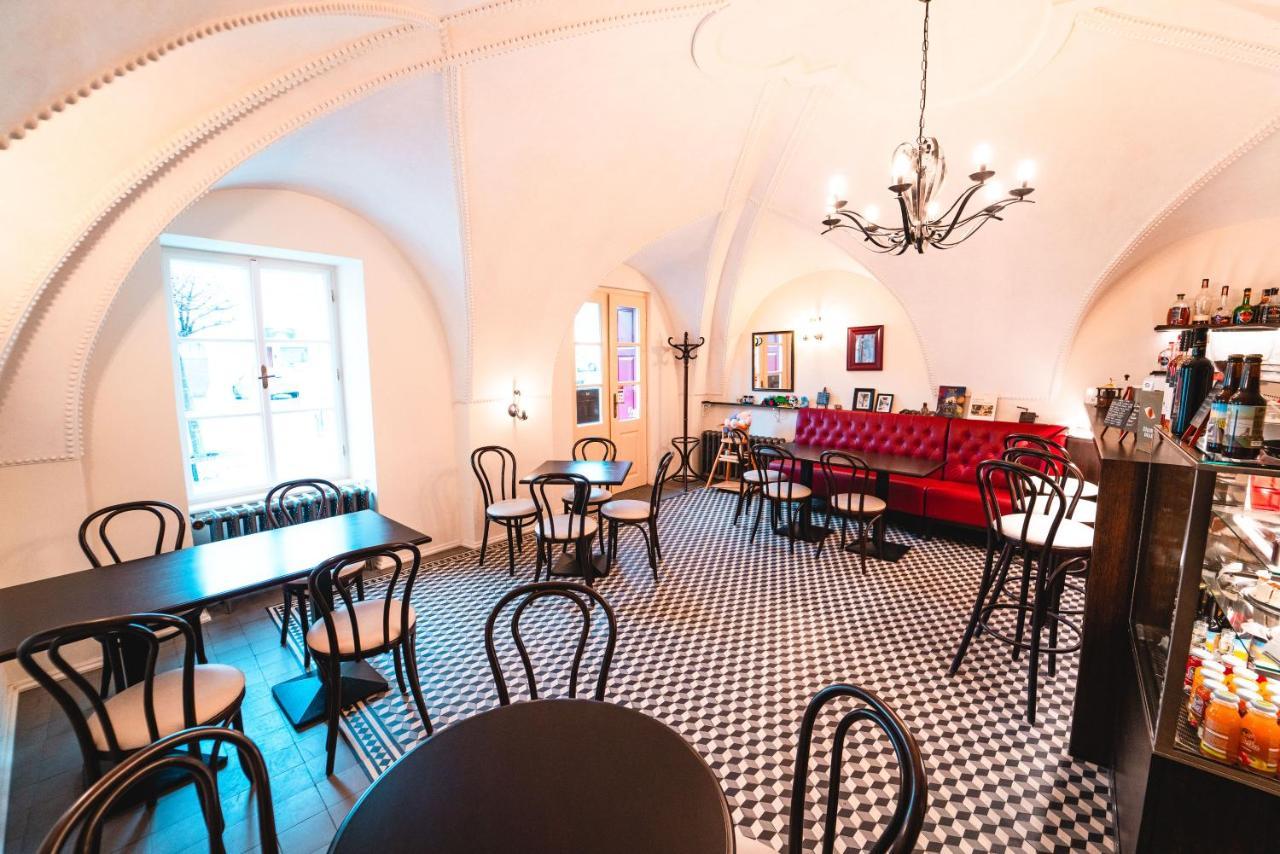 Krone Svätý Jur Exteriör bild